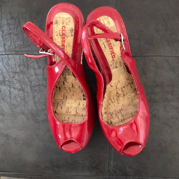 Wedge Sandals. - Picture 2 of 5